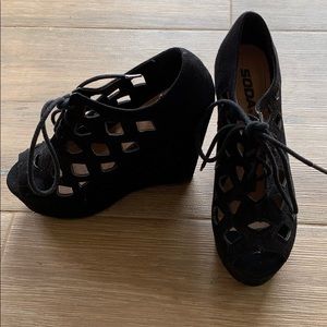 Black Soda Wedges